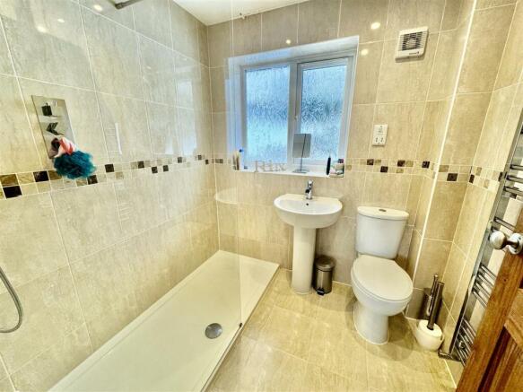 Ensuite Shower Room