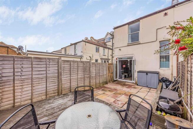 23D Stubbington Avenue, Copnor-Small-PorticoMarket
