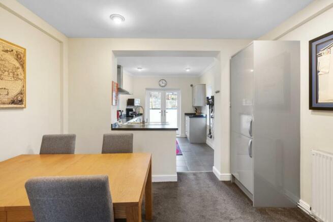 80 Shakespeare Road-15.jpg