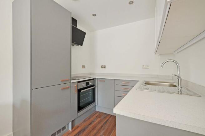 1 bed Flat for sale Image 6
