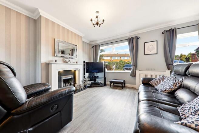 3 bed Semi-Detached for sale Image 11