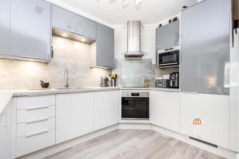 Norwich Avenue West, Bournemouth, BH2