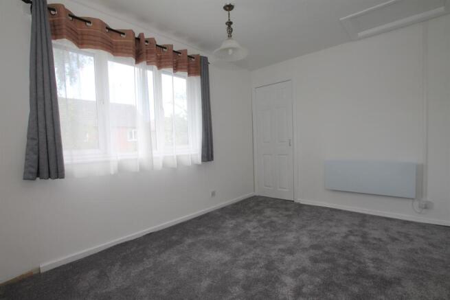 1 bed Flat to rent Image 9