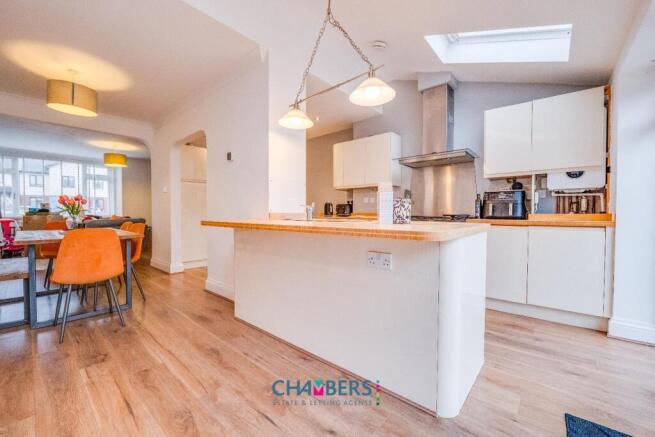 Kitchen/Dining Room