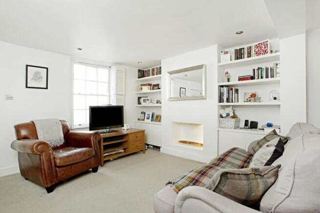 116 King George S...