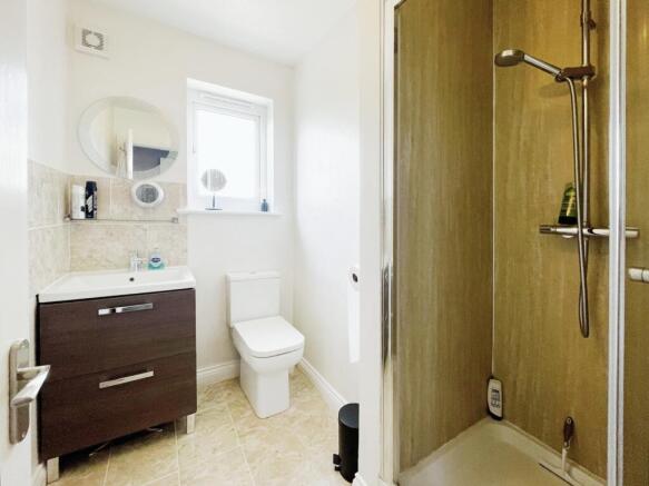 En-Suite Shower