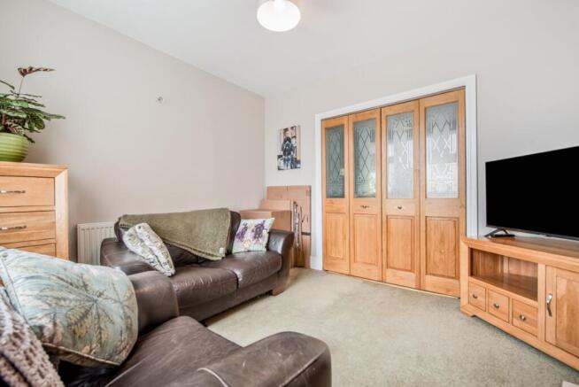 3 bed Semi-Detached for sale Image 4