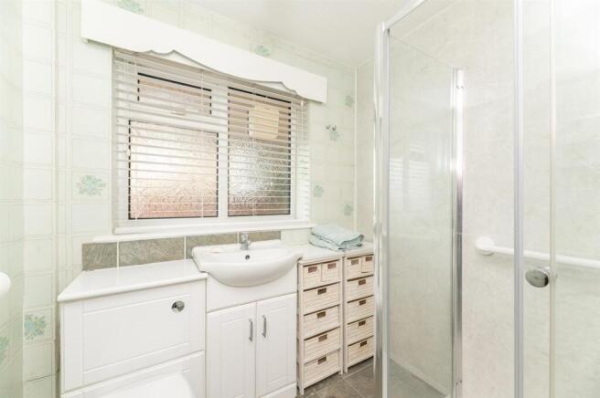 2 bed Semi-Detached Bungalow for sale Image 4