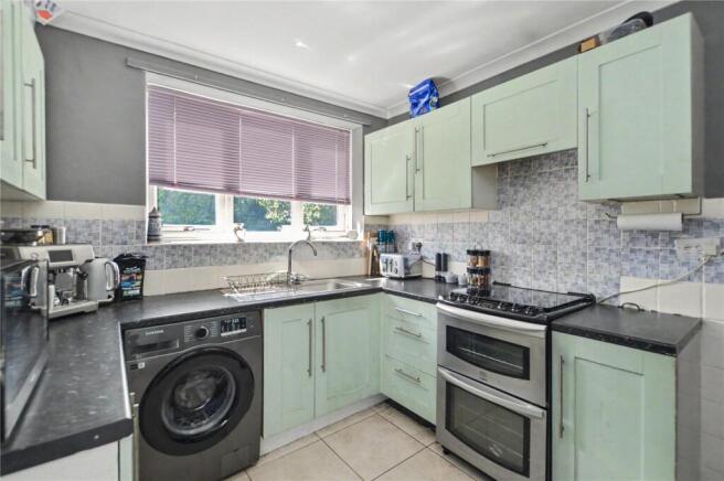 2 bed Semi-Detached for sale Image 7