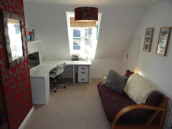 BEDROOM 3