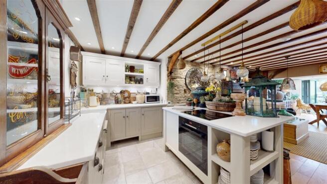 2 bed Terraced for sale Image 5