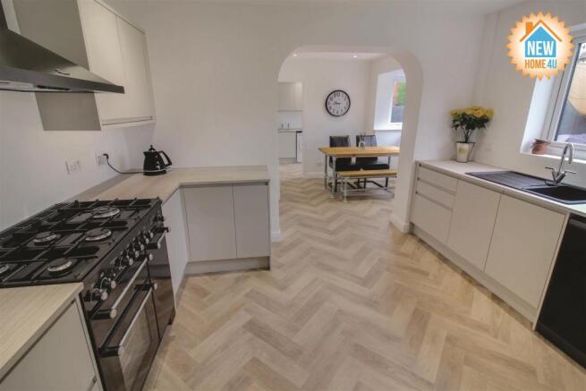 KITCHEN: