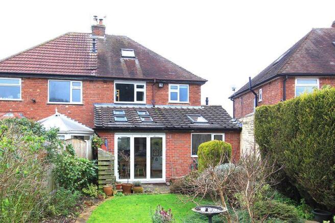 REAR HOUSE