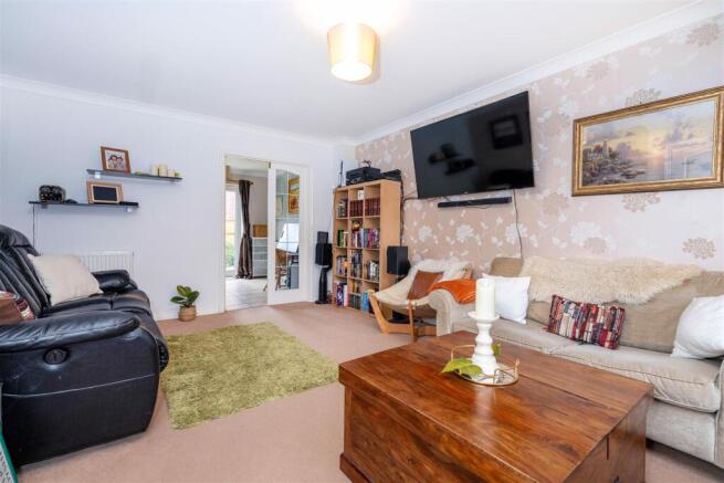 5 Temple Goring, Navenby photo 4