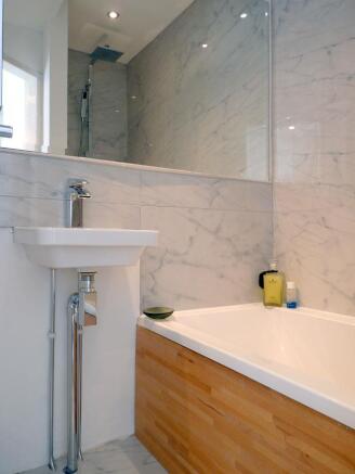 En-suite Bathroom