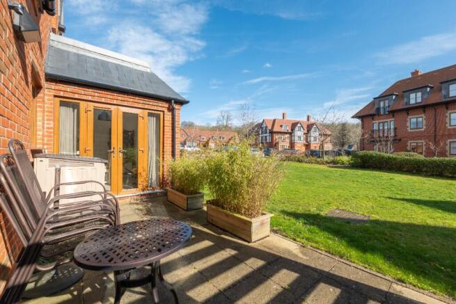 Woodland Drive, Great Alne Park, Alcester, Warwickshire, B49 photo 4