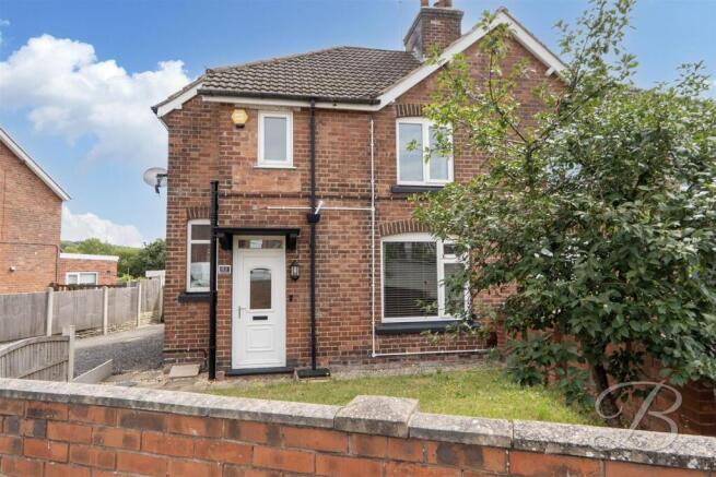 3-bed semi-detached on Poplar Street, New Ollerton, Newark, £185,000