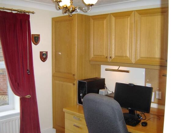 Photo 12