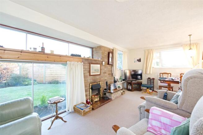 Sitting/Dining Room