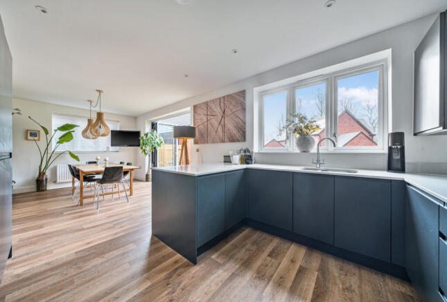 Kitchen/Dining Room