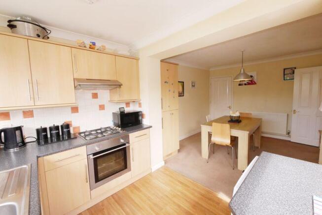 KITCHEN/DINER
