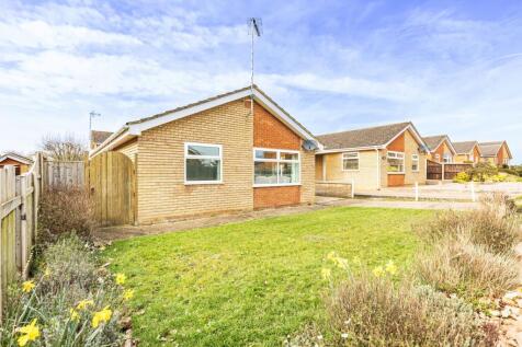 Spacious Three Bedroom in South Wootton