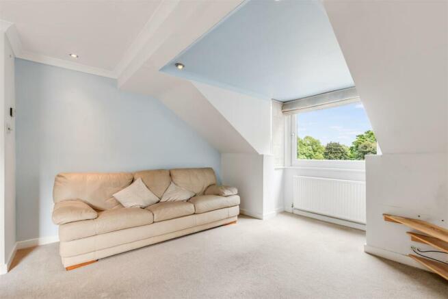 Sitting Room 2.jpg