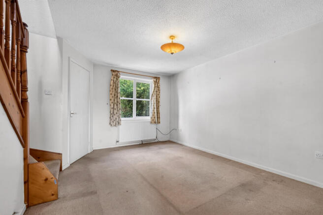 Living Room (2)