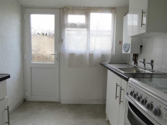 Kitchen: