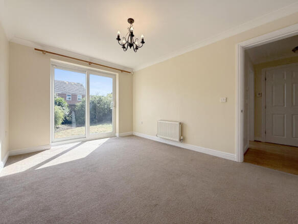 4 bed Detached for sale Image 10