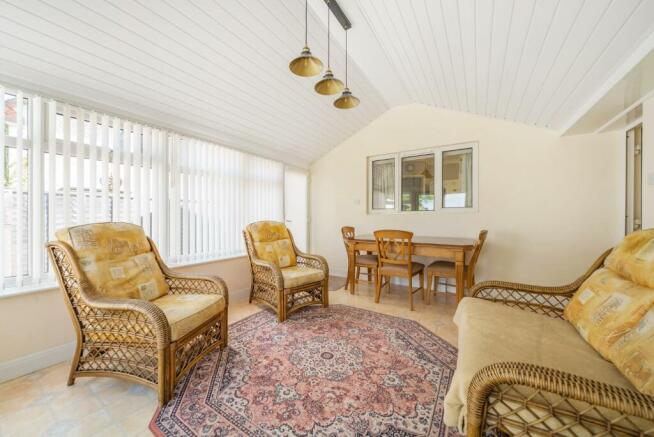 2nd view GARDEN ROOM.jpg