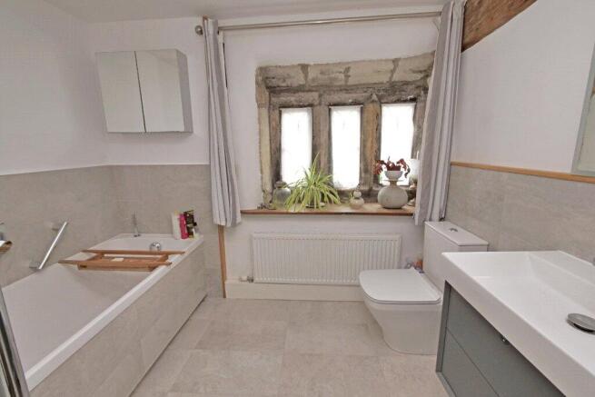 3 bed Cottage for sale Image 12