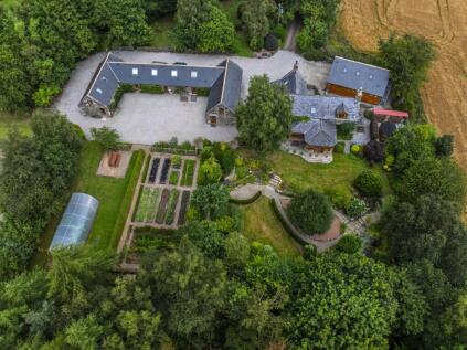 Waterside Farmhouse, Oyne, Insch, Aberdeenshire, AB52