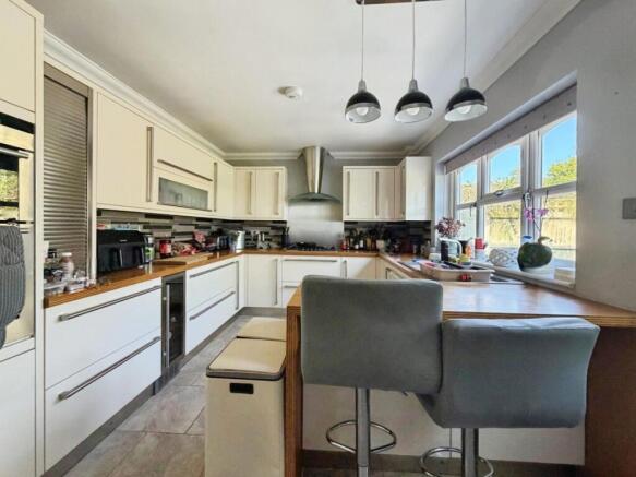 Gorse kitchen use