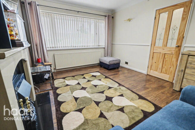 3 bed Semi-Detached for sale Image 8