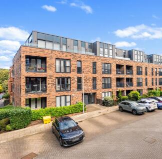 Flat 5, 3 Mansionhouse Court, Langside, G41 3DD