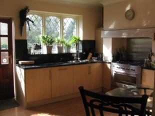 Kitchen 2