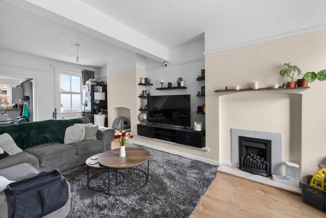 11 Edna Street, H...