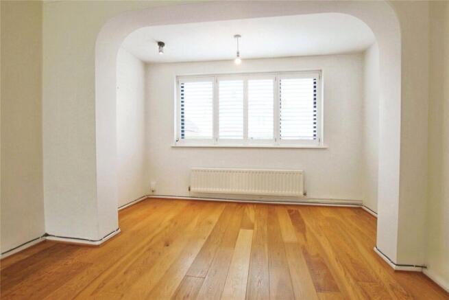 Merryhill Road, Bracknell, Berkshire, RG42 photo 4