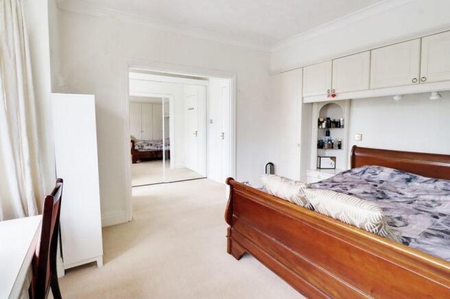 Bedroom 1 (Double)