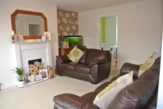 Living room a.JPG