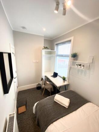 4 bed Terraced for sale Image 11