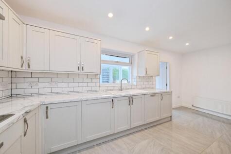 Warton Avenue, St. Anns, NG3