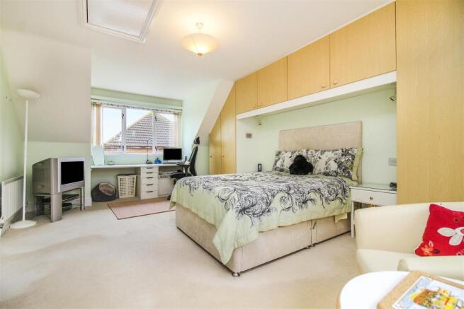,bedroom.jpg