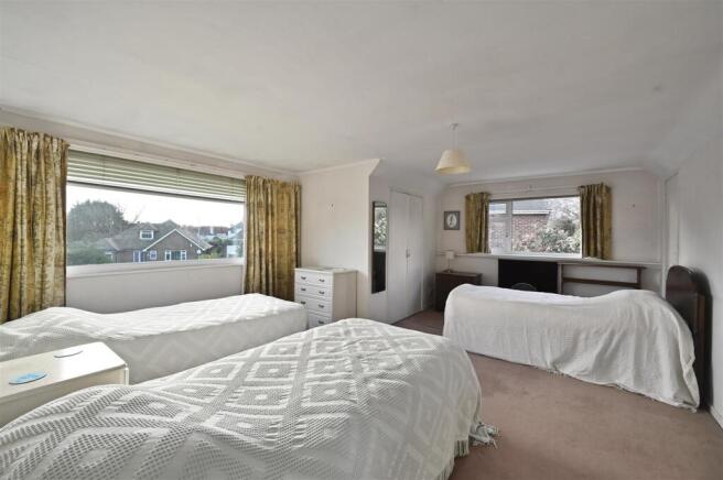 Linley-Close-Additional-Photos-and-Elevated (3).jp