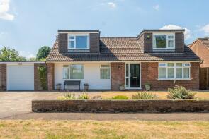 4, Warren Close, Toddington LU5 6AE