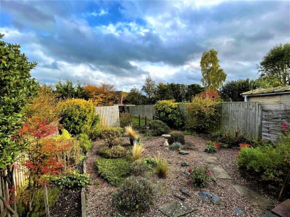 Garden 2.jpg