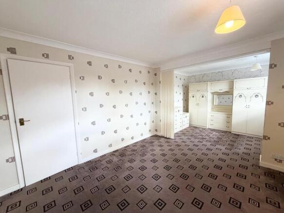 4 bed Semi-Detached for sale Image 9