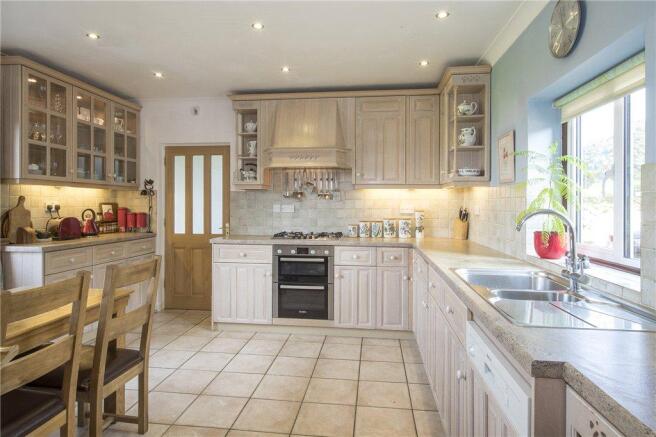 Kitchen 2