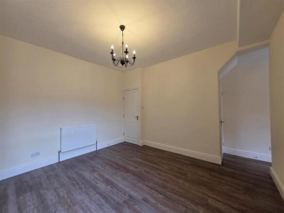 3 bed Terraced for sale Image 7